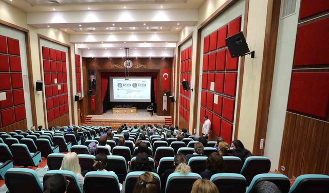 Fırat Üniversitesi Hastanesi'nde, dünya artrit günü etkinliği