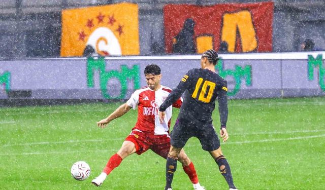 Hazırlık maçı: Pendikspor: 1 - Galatasaray: 0 (Maç devam ediyor)