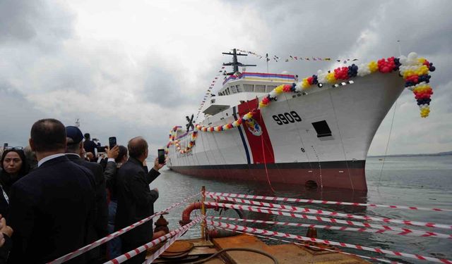 Malezya'nın yeni deniz gücü Kocaeli'de suya indi