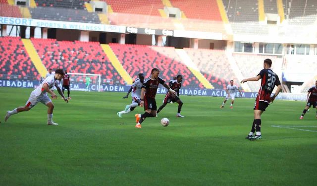 Trendyol Süper Lig: Gaziantep FK: 0 - Çorum FK: 0 (Maç devam ediyor)