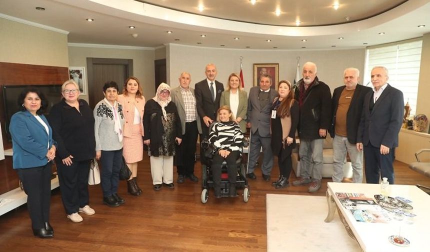Fatma Kaplan Hürriyet engelli derneklerini ağırladı
