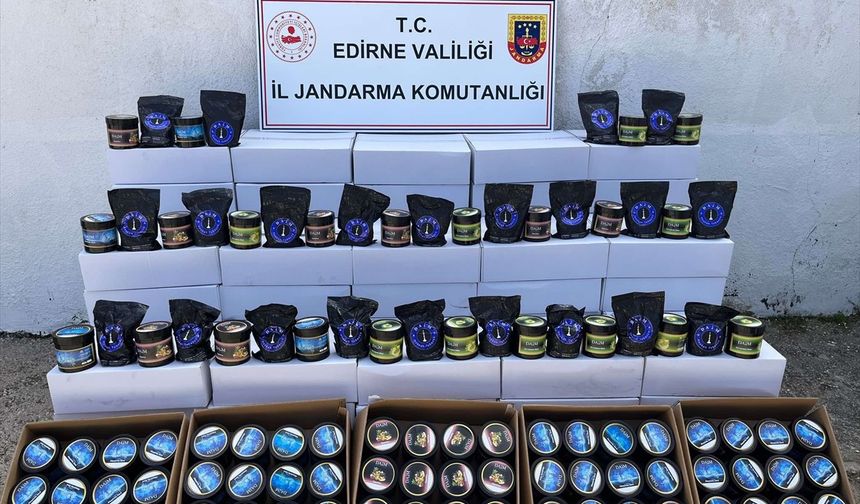 Edirne'de 1 ton 8 kilogram kaçak nargile tütünü ele geçirildi