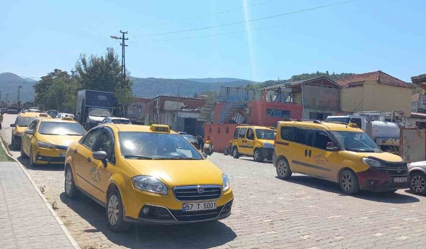 Türkeli’de taksi ücretlerine zam