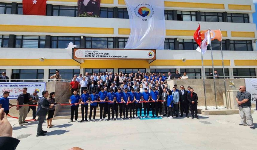 Kütahya OSB Mesleki ve Teknik Anadolu Lisesi eğitim öğretime açıldı