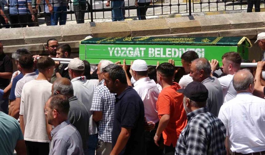Yozgat’ta kazada ölen 4 kişi son yolculuğuna uğurlandı