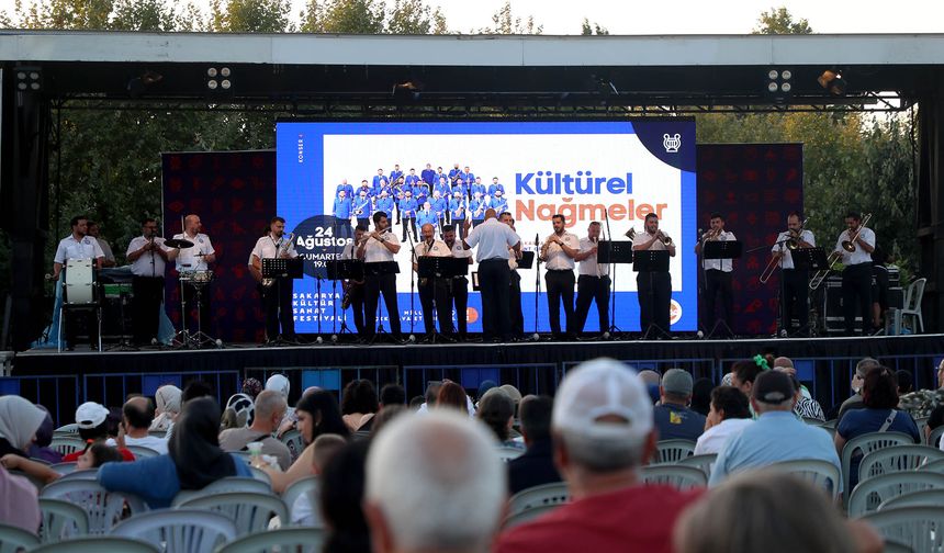 Millet Bahçesi’nde şölen tadında bir cumartesi