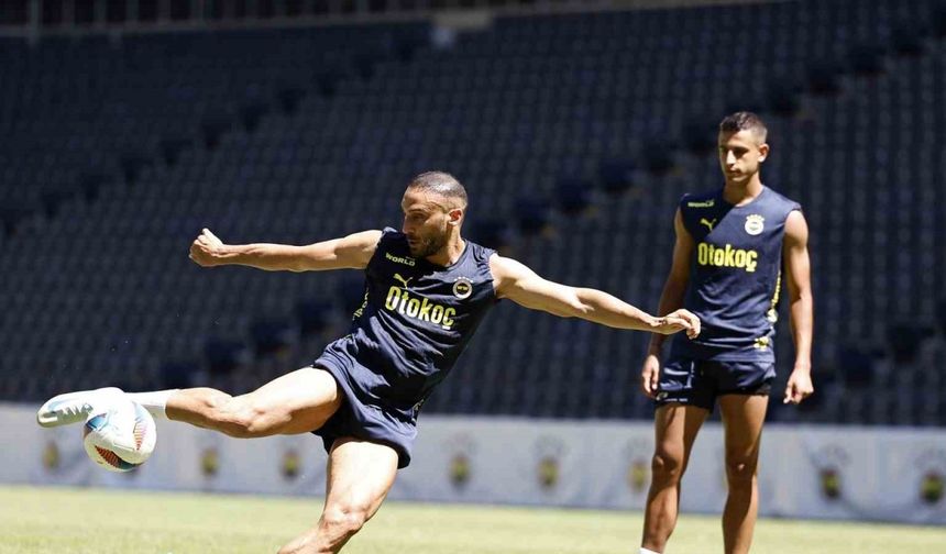 Fenerbahçe, Lille maçı hazırlıklarını Ülker Stadyumu’nda yaptığı antrenmanla sürdürdü