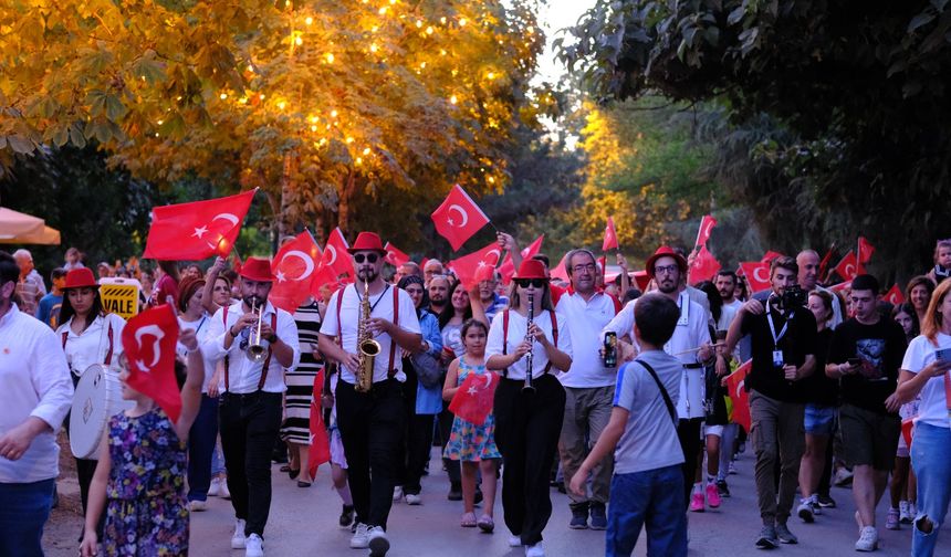 Sapanca, 30 Ağustos Zafer Bayramını Coşkuyla Kutladı