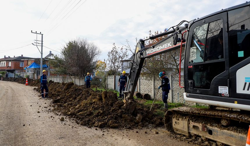 o mahallenin 2 bin 500 metrelik içme suyu hattı yenileniyor