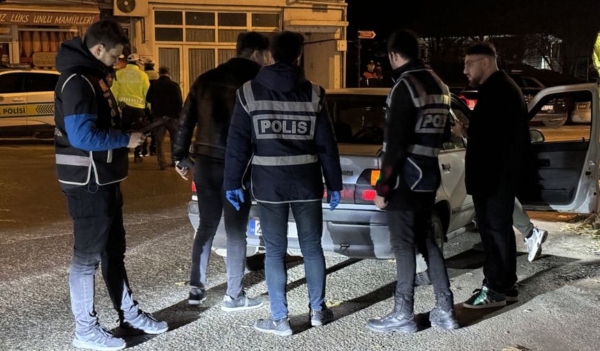 Edirne'de polis ekipleri asayiş ve trafik denetimi yaptı