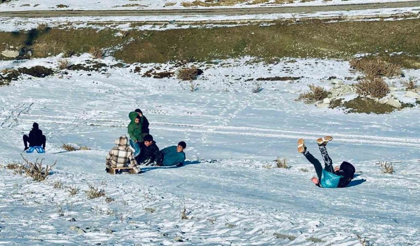 Ağrı’da karın tadını çocuklar çıkardı