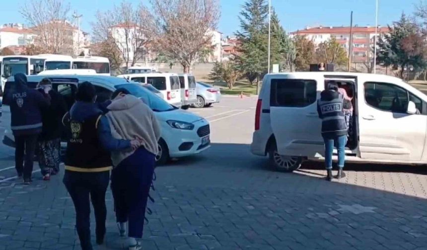 Aksaray’da girdikleri evden 115 bin liralık altın çalan 3 kadın tutuklandı