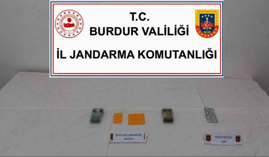 Burdur’da jandarmanın uyuşturucu operasyonunda yakalanan 2 şüpheli adli kontrolle serbest bırakıldı