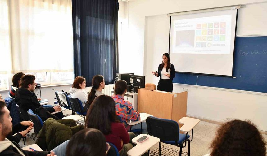 Gençlere sürdürülebilir kalkınma amaçları anlatıldı