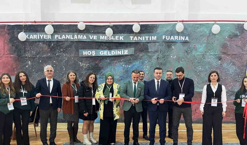 Yalova’da lise öğrencilerine meslekler tanıtıldı