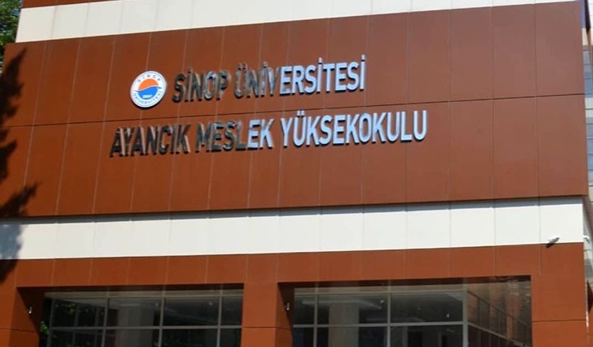 Öğrenci, Sinop Üniversitesi Ayancık MYO’nun 5. katından atladı