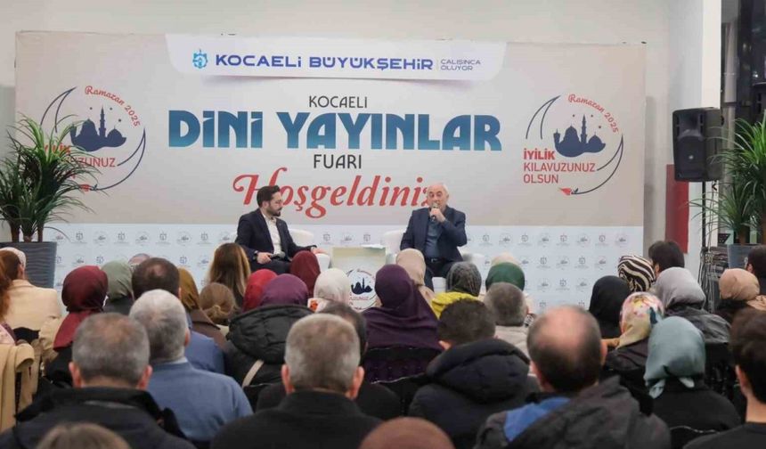 Ünlü yazar gençlere seslendi: "Büyük düşünün ve cesur adımlar atın"
