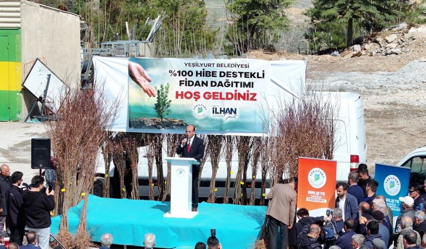 Yeşilyurt Belediyesi’nden çiftçilere 44 bin meyve fidanı desteği