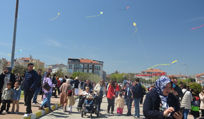 Gelibolu Belediyesi 23 Nisan Şenliği düzenledi