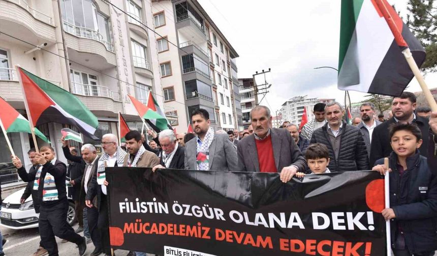 Ahlat’ta Gazze’ye destek yürüyüşü düzenlendi