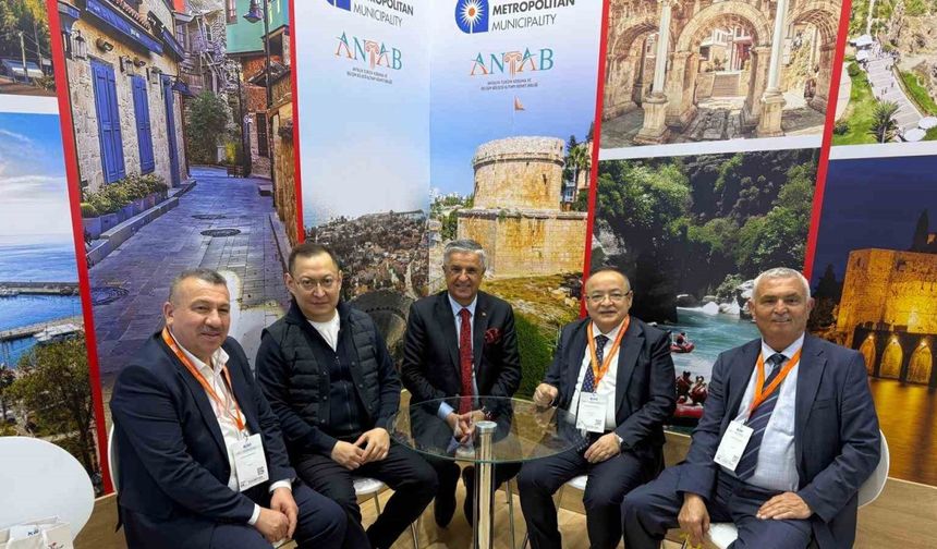 Başkan Topaloğlu, Kazakistan fuarında temaslarını sürdürüyor