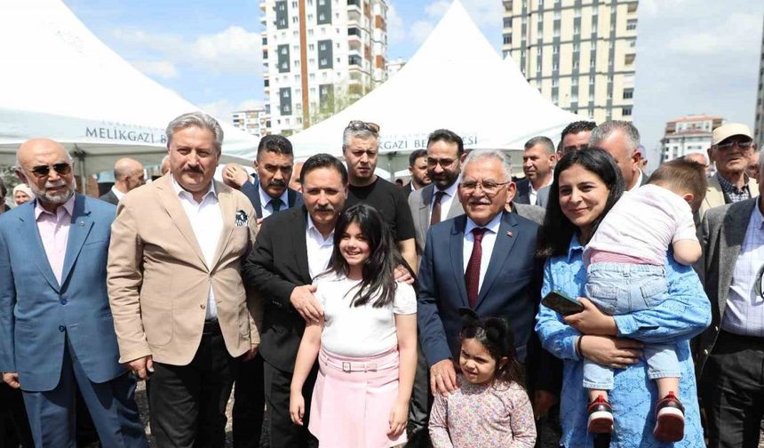 Kazım Karabekir’de 2. Etap Kentsel Dönüşüm Konutları’nın temeli atıldı