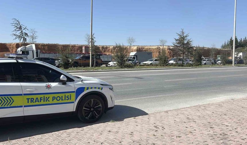 Otomobilin çarptığı bisikletli çocuk öldü