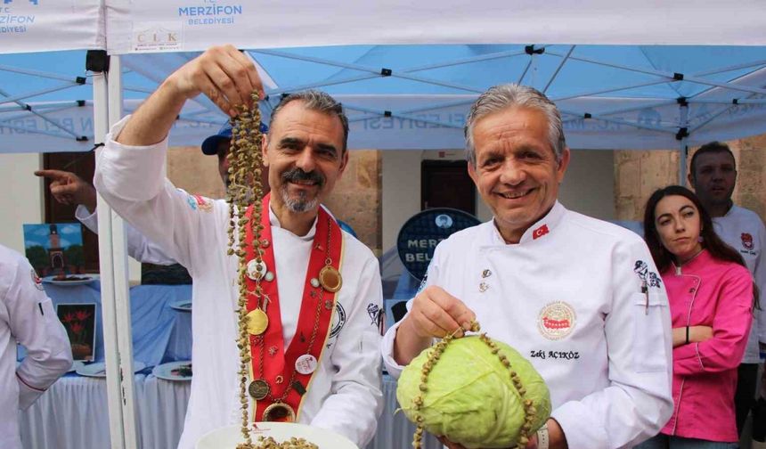 Anadolu’nun 600 yıllık ilk derbisi gastronomi festivaline taşındı: ’Lahanacılar’ ve ’Bamyacılar’ yarıştı