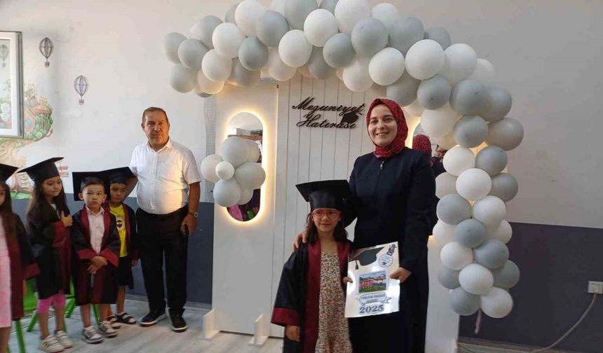Sındırgı’da öğrencilerin karne sevinci