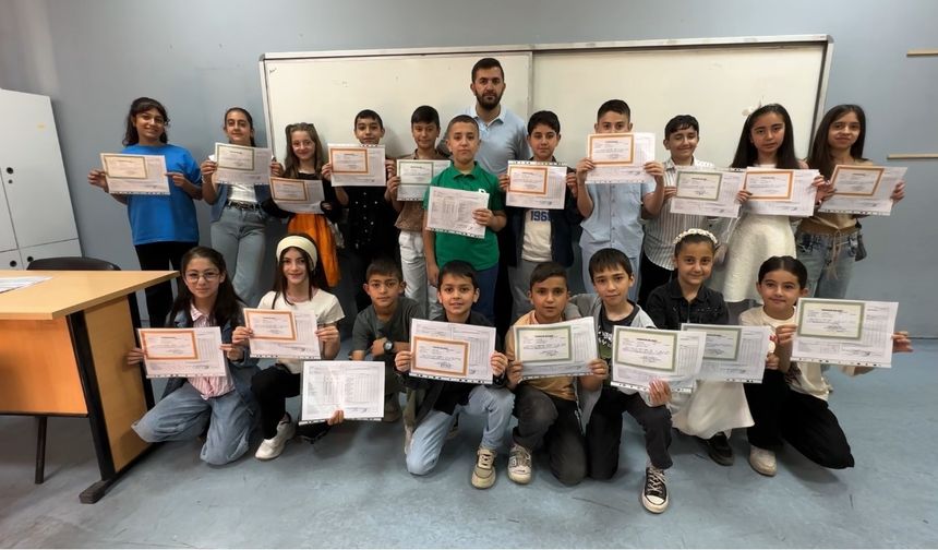 Yüksekova’da karne heyecanı