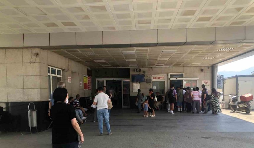 İzmir’de fabrikada gıda zehirlenmesi iddiası: 68 işçi hastanelik oldu