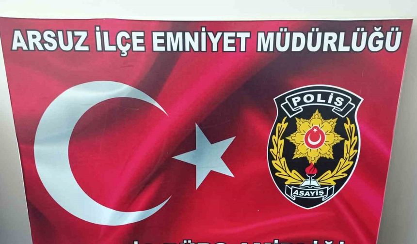 Yol verme kavgasında kamyon şoförüne satırla saldıran 2 şahıs tutuklandı