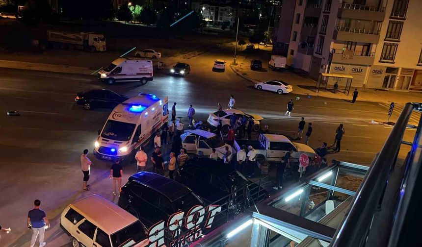 Elazığ’da zincirleme trafik kazası: 4 yaralı