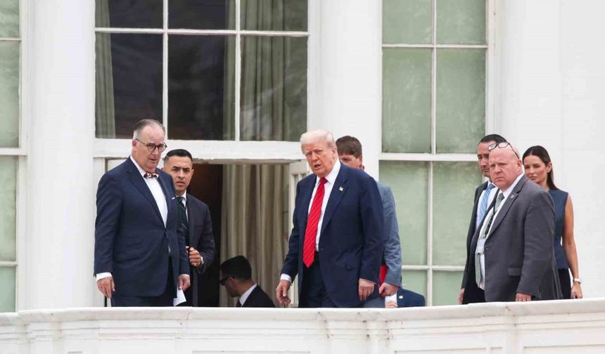 Trump’tan Beyaz Saray çatısına "nükleer füze inşa edeceğiz" çıkışı