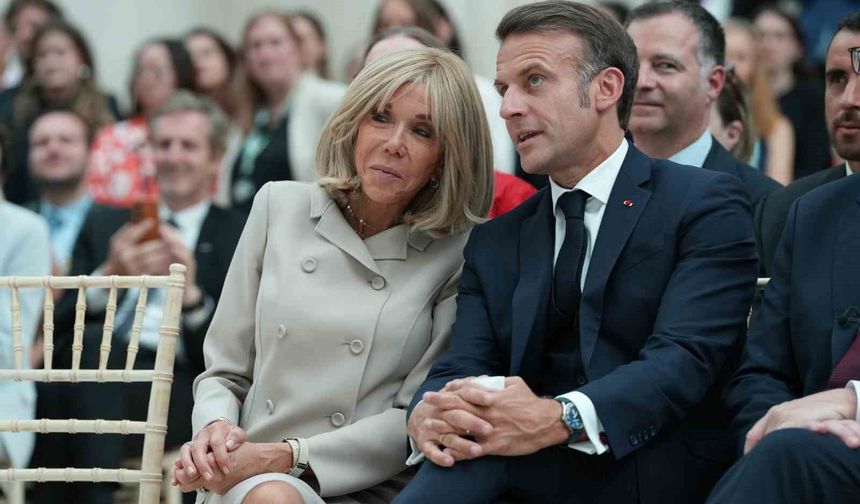 Fransa First Lady'sine siber zorbalık suçundan 10 kişiye ceza
