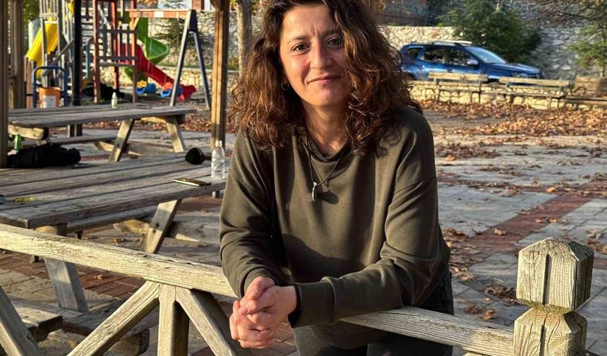 Oyuncu Metin Akpınar'ın biyolojik kızı Duygu Nebioğlu: '20 yıldır verdiğim mücadelede ne kadar haklı olduğumu bugün gördüm'