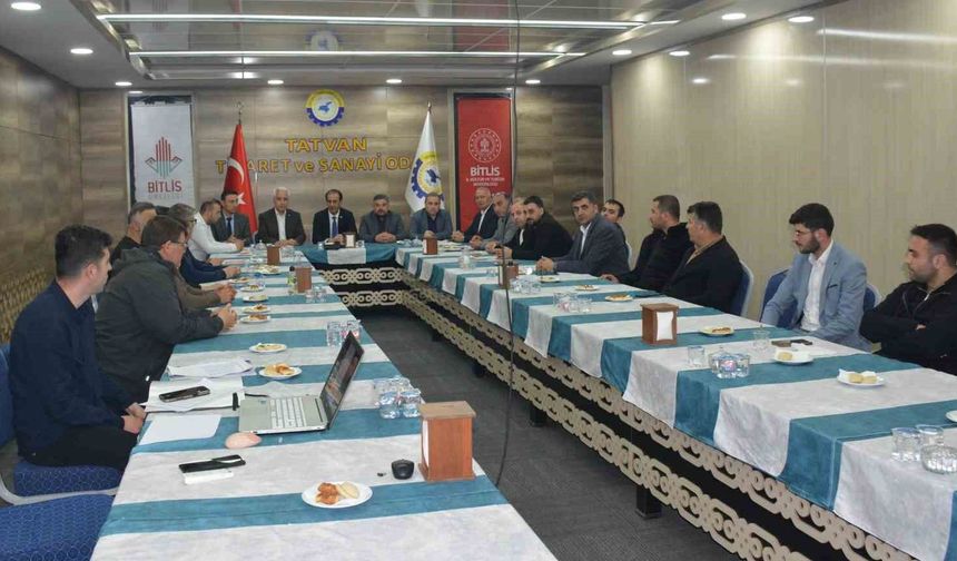 Tatvan'da turizm sektör temsilcileri toplantısı gerçekleştirildi