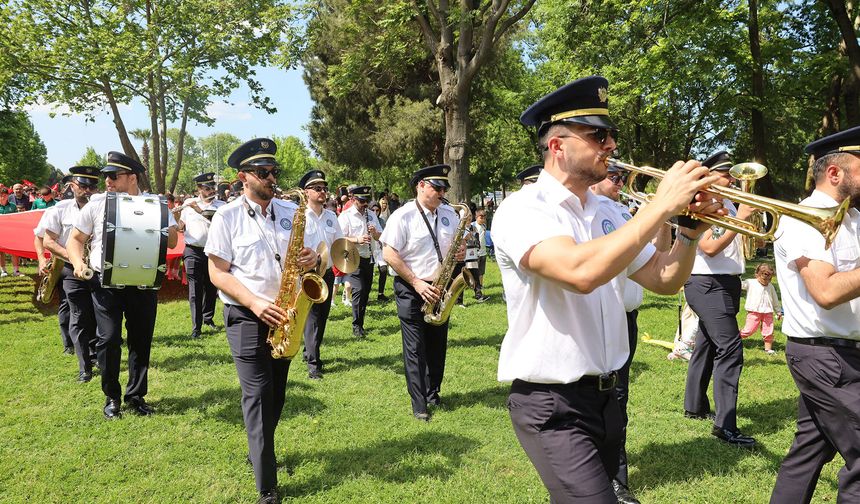 Aziz Duran Parkı’nda 19 Mayıs şöleni yaşandı