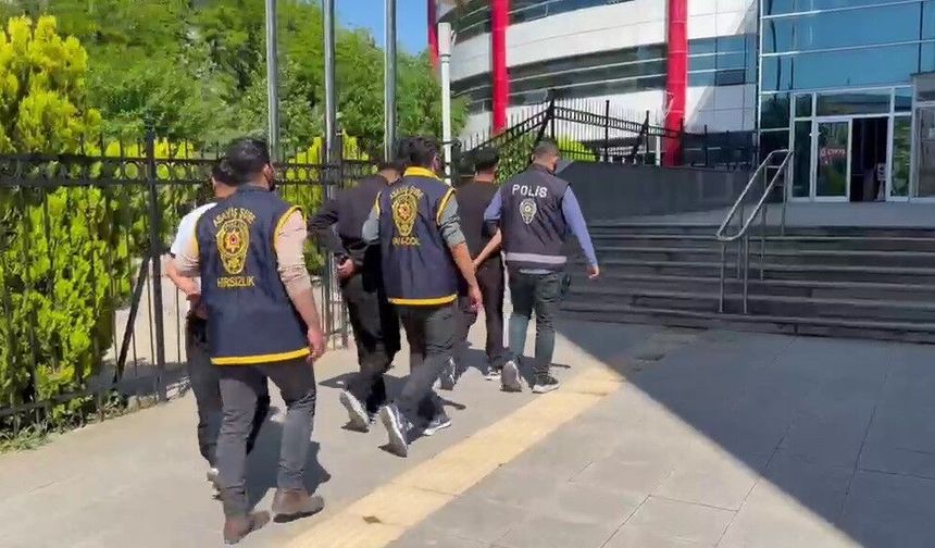 Çaldıkları paralarla dövme yapmışlar