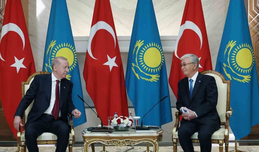 Cumhurbaşkanı Erdoğan, Kazakistan Cumhurbaşkanı Tokayev'le görüştü