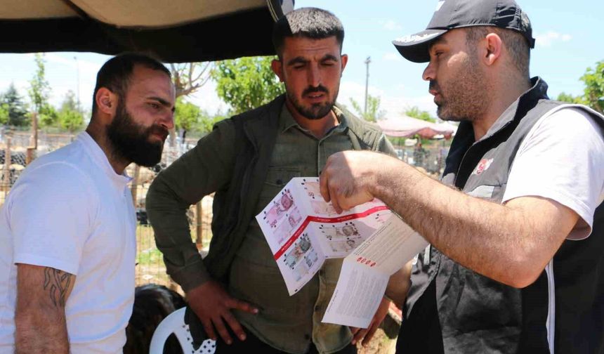Kurban Bayramı öncesi satıcılar sahte para konusunda bilgilendirildi