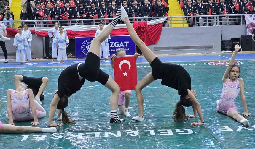 Yozgat'ta 19 Mayıs Gençlik ve Spor Bayramı çeşitli etkinliklerle kutlandı