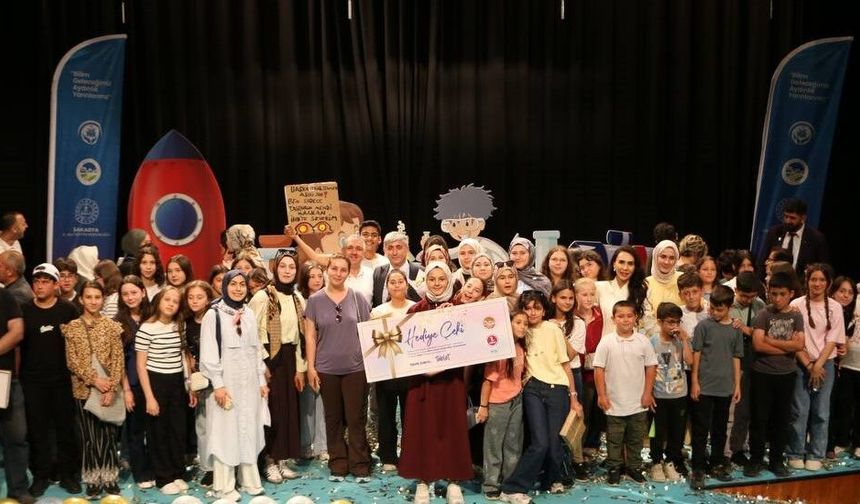 Kıyasıya mücadelede muhteşem final: Bilim çocukları ödüllerine kavuştu