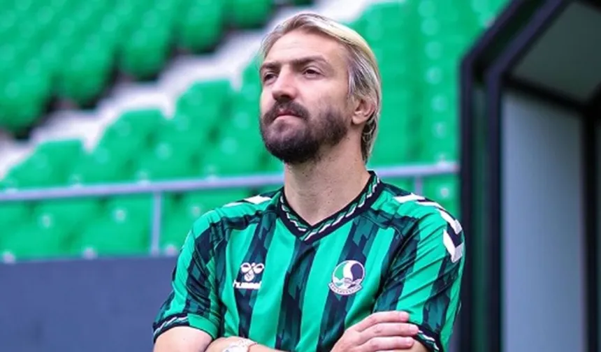 Caner Erkin, profesyonel futbol kariyerini noktaladı