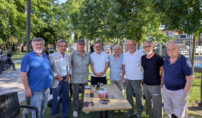 Eski Bakan Taranoğlu’ndan Çark Mesire’de Dost Ziyareti: "Gündem Sakarya ve Türkiye"
