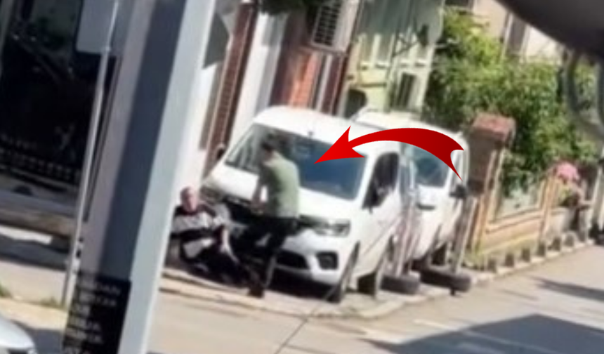Eşini rahatsız ettiğini öne sürdüğü kişiyi bacağından vurdu