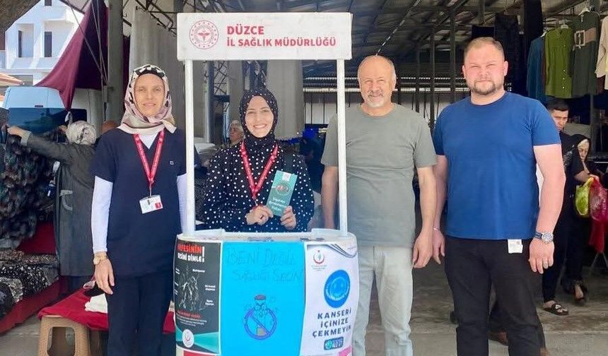 Çarşıda pazarda sağlıkla ilgili bilgilendirme