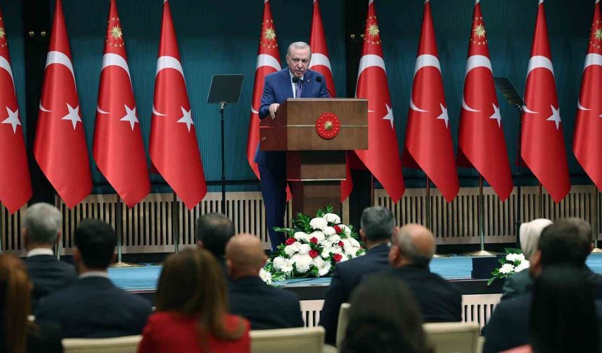 Cumhurbaşkanı Erdoğan: 'Ana muhalefet partisi içindeki tartışmaların hiçbiri bizi ilgilendirmiyor'