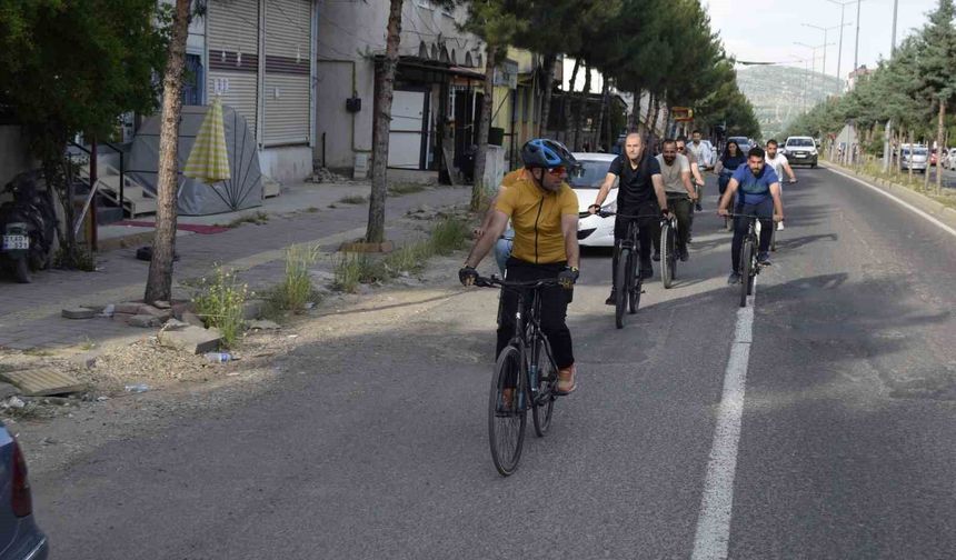Dicle'de pedallar sağlıklı yaşam için çevrildi