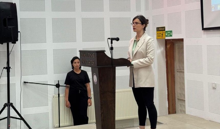 Emet MYO'da 'Sağlıkta Kariyer Sohbetleri' etkinliği düzenlendi